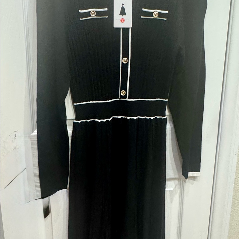 Elegant Black Long Sleeve Dress